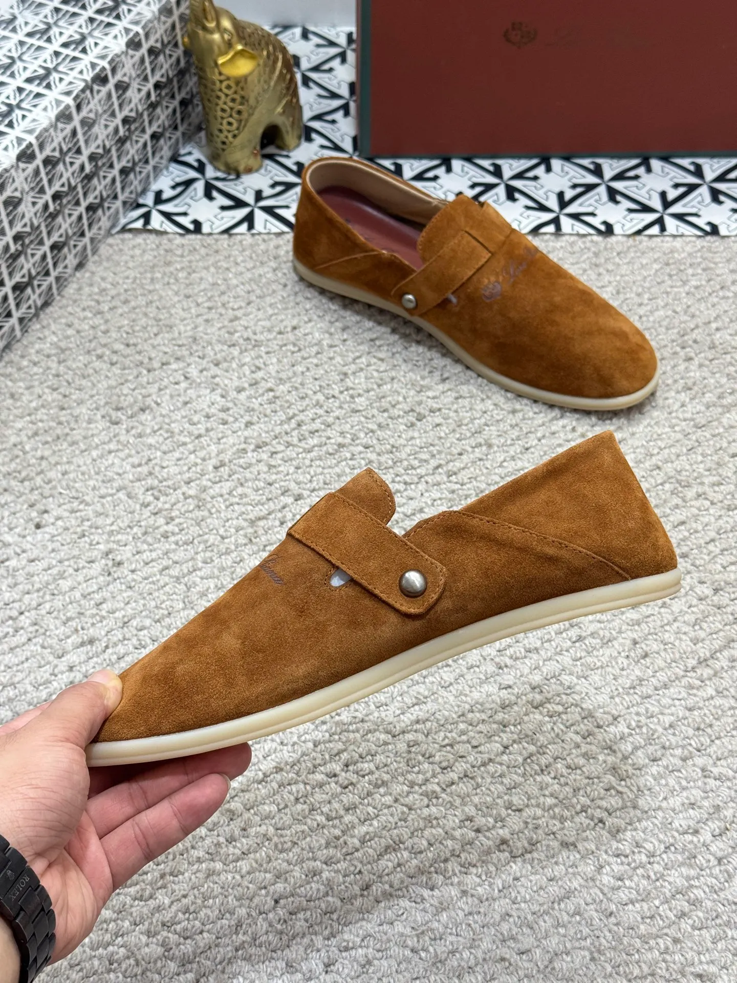 Men's men's shoes 💰420 [New style] 🍓🍓Loro Piana - LP's new moccasin shoes are made of water-repellent treated suede uppers with rubber soles, a classic. The complex craftsmanship and meticulous structure make the shoes light and soft, allowing you to walk comfortably and freely. Perfect for wearing at the beach or out in the water during the summer. Size: 38-44 (45 customized